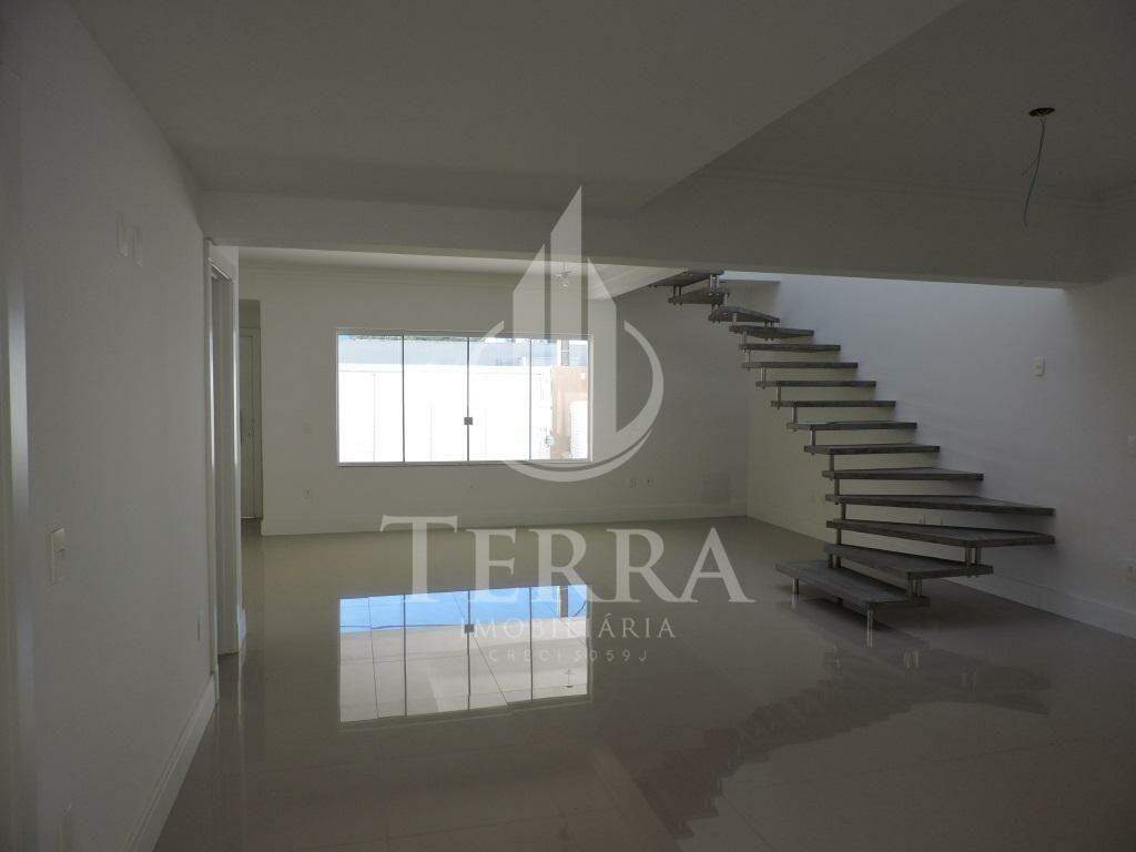  Casa com 3 quartos, Praia dos Amores: 