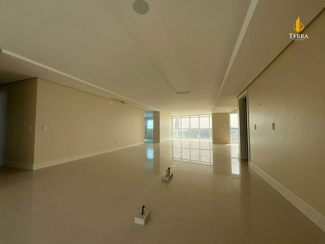 Alameda Jardins Residence Apartamento com 4 quartos, Centro: 
