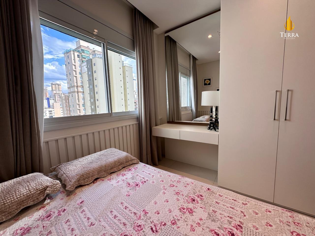 Edifício Serendipity Village Apartamento com 3 quartos, Centro: 