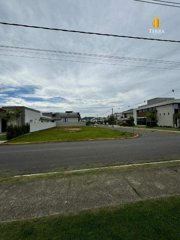 Condomínio Caledônia Private Village Lote em condomínio com , Santa Regina: