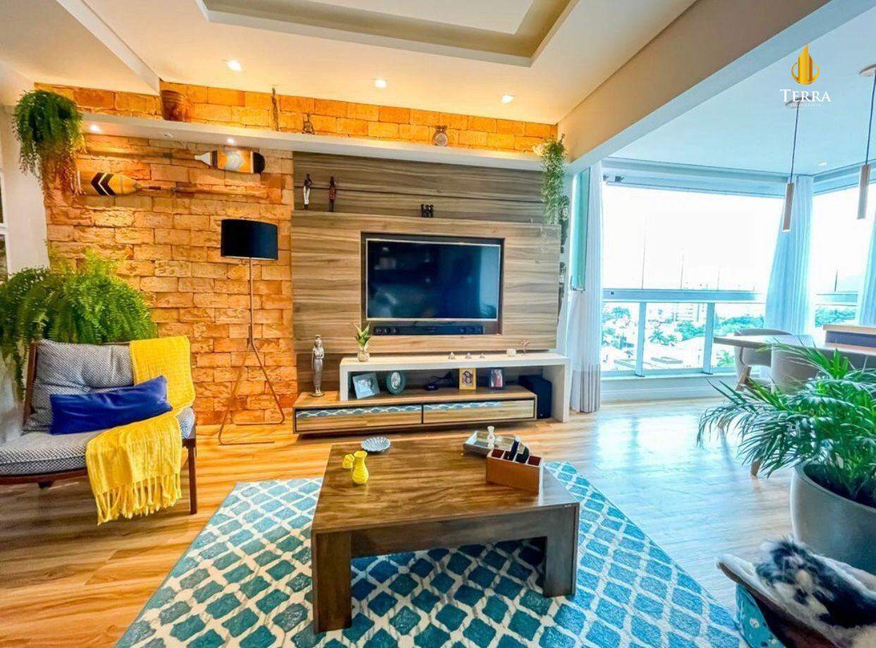 Edifício Bora Bora Apartamento com 2 quartos, Praia Brava: 