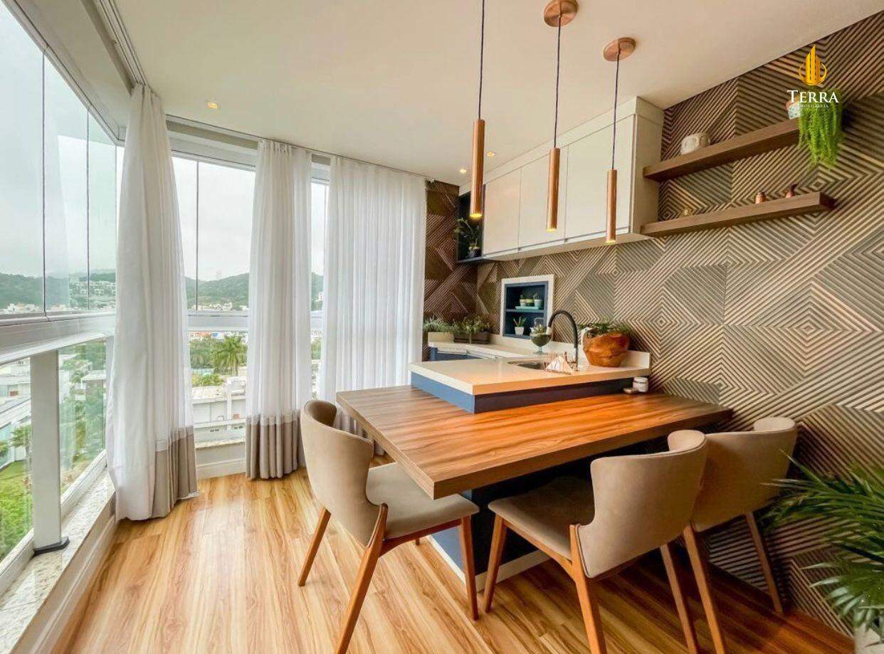 Edifício Bora Bora Apartamento com 2 quartos, Praia Brava: 
