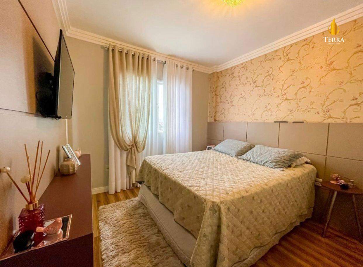 Edifício Bora Bora Apartamento com 2 quartos, Praia Brava: 