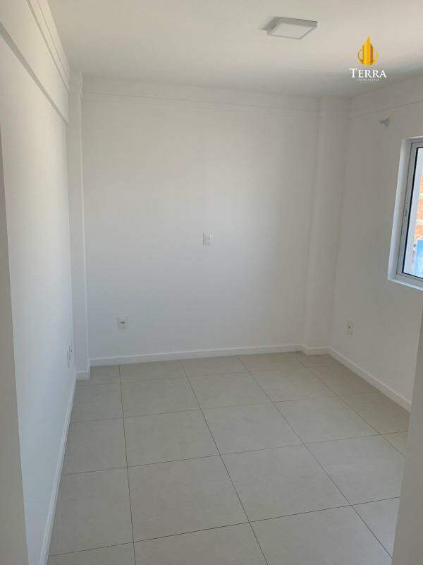 Condomínio Ville de Provence Residence Apartamento com 3 quartos, Centro: 