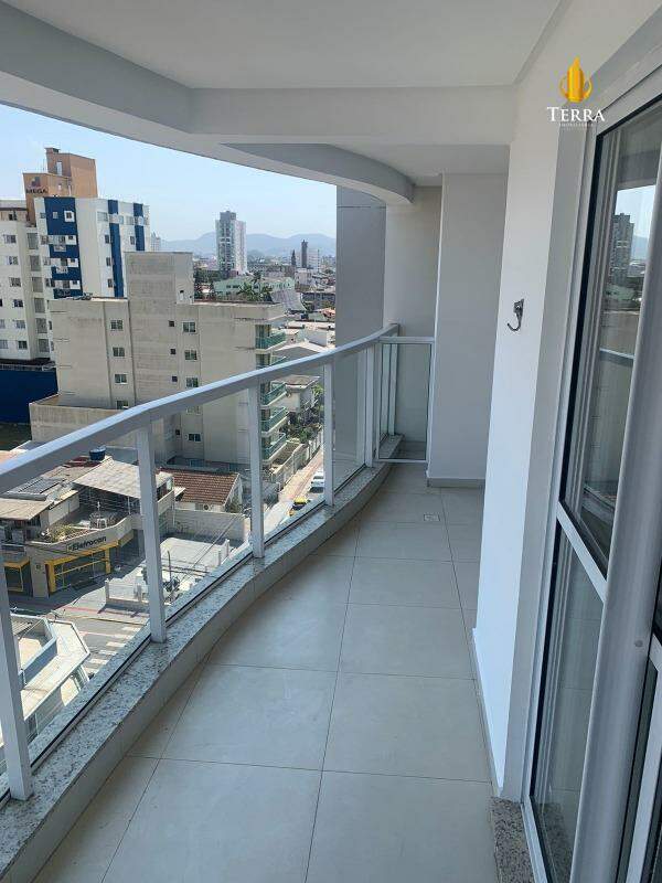 Condomínio Ville de Provence Residence Apartamento com 3 quartos, Centro: 