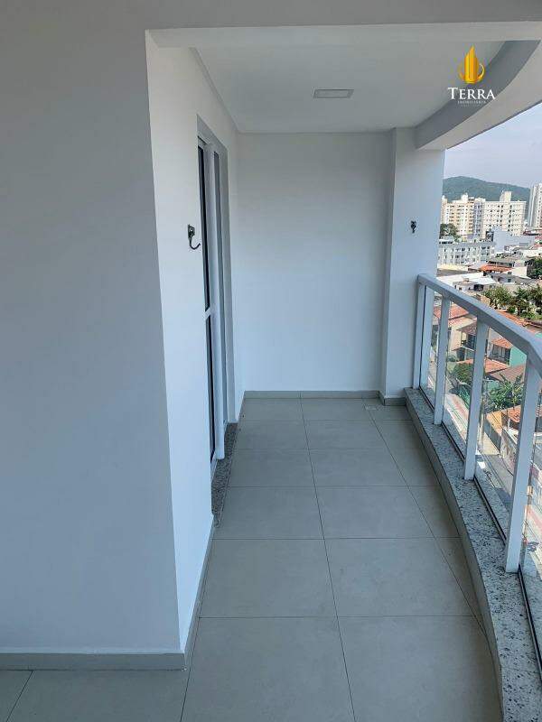 Condomínio Ville de Provence Residence Apartamento com 3 quartos, Centro: 