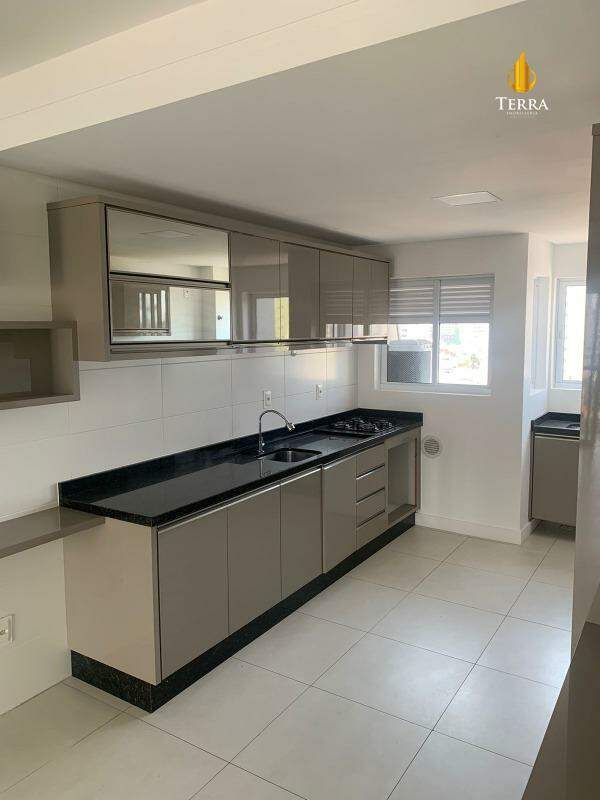 Condomínio Ville de Provence Residence Apartamento com 3 quartos, Centro: 