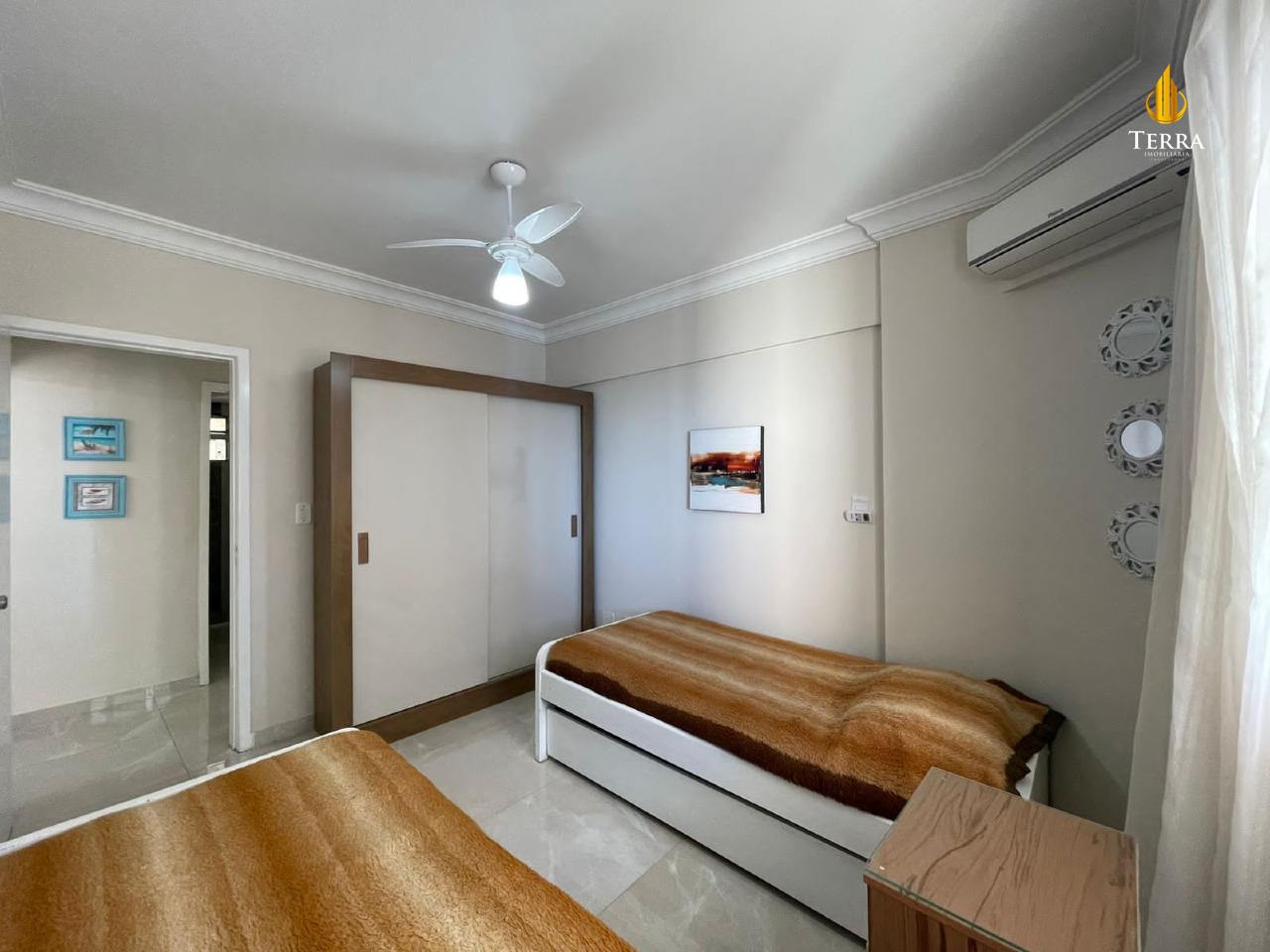 Edifício Paris Apartamento com 3 quartos, Centro: