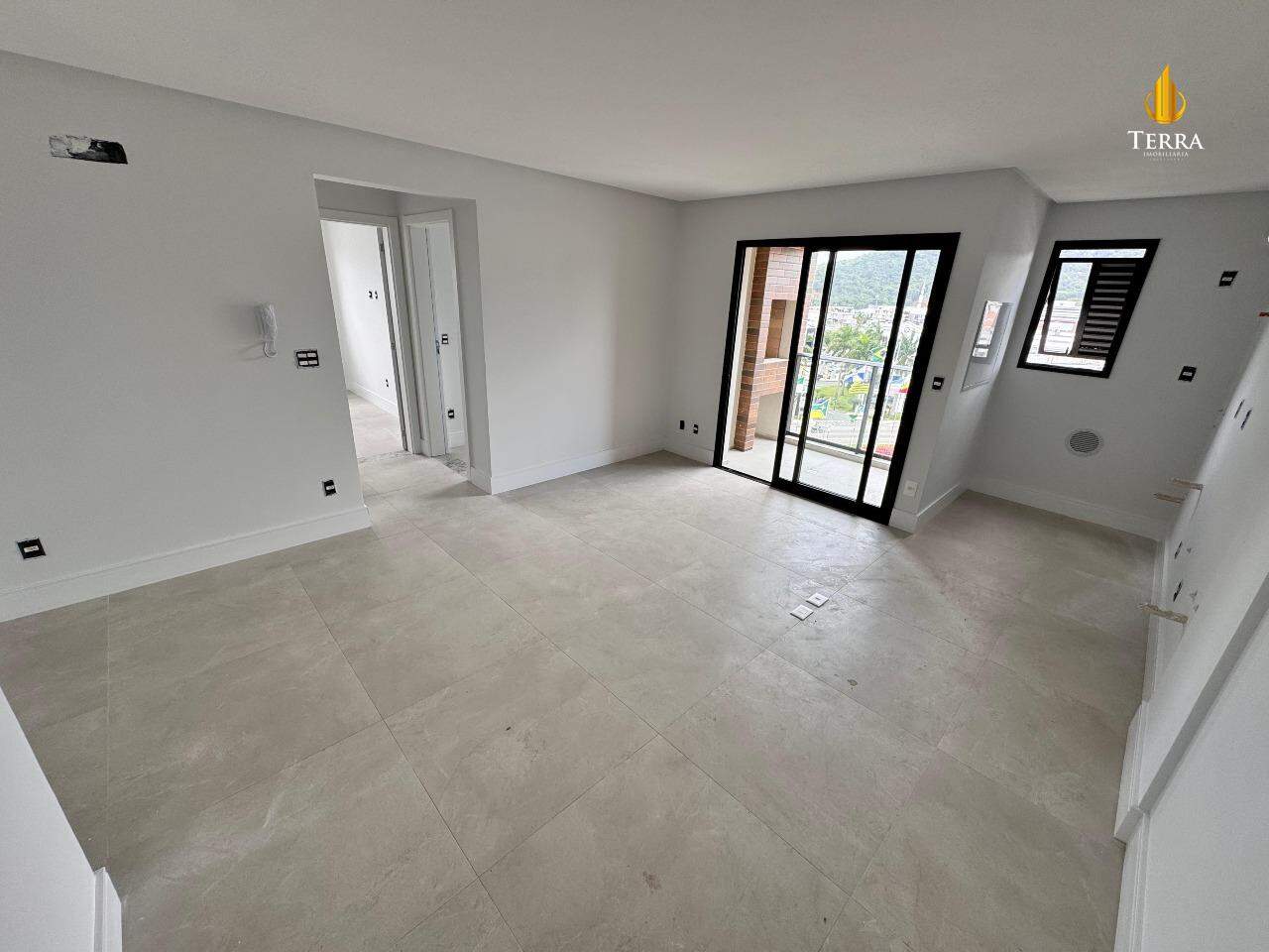 Aventura Residence Apartamento com 2 quartos, Centro: