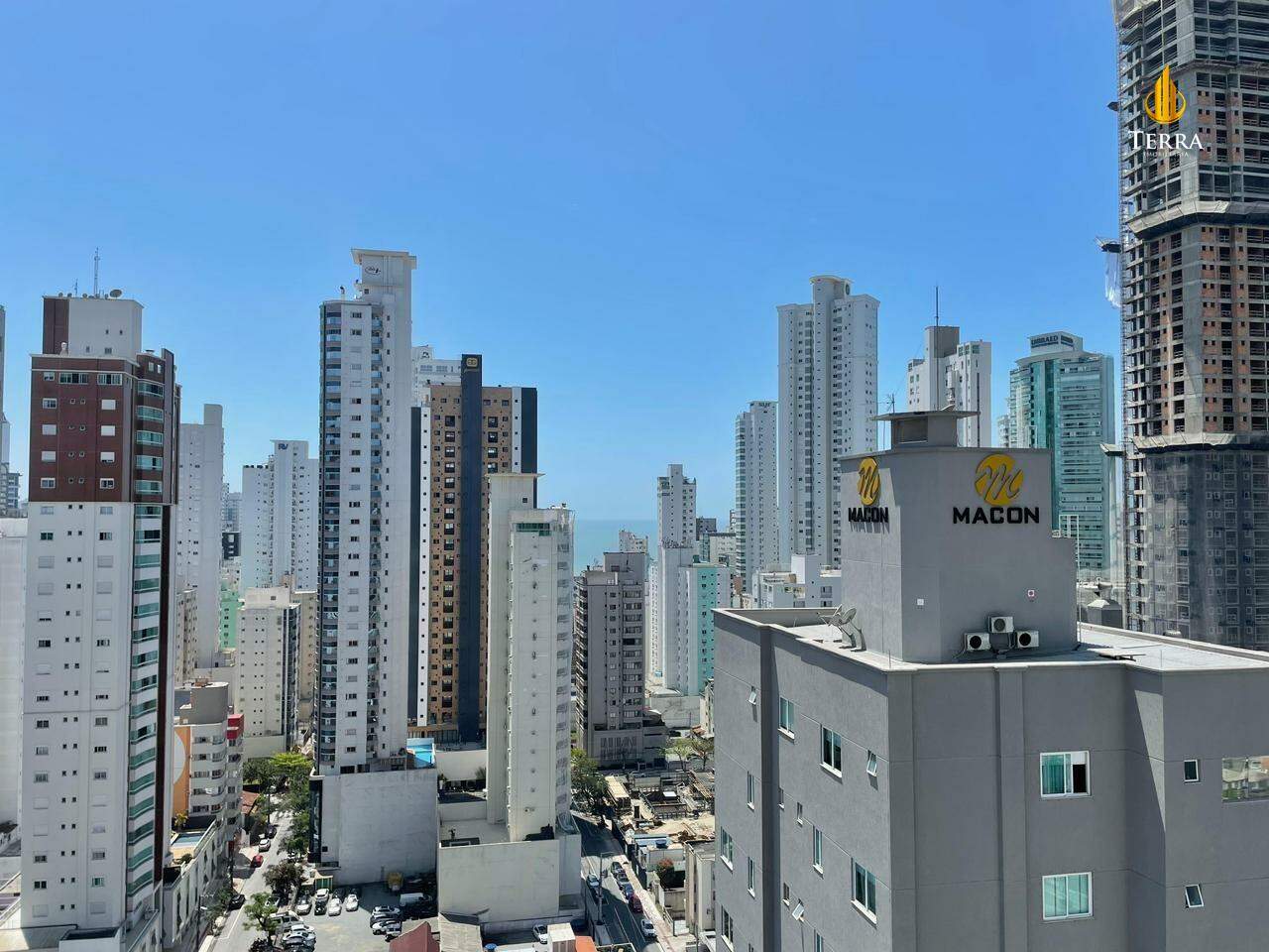  Florence Garden Residence Apartamento com 3 quartos, Centro: 