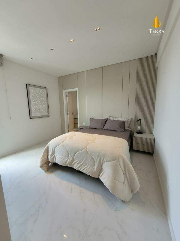  Florence Garden Residence Apartamento com 4 quartos, Centro: 