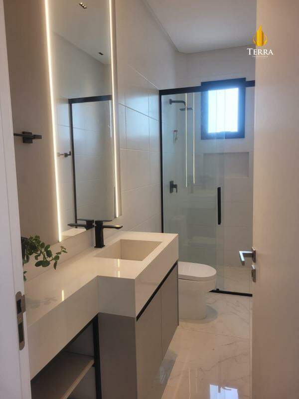  Florence Garden Residence Apartamento com 4 quartos, Centro: 