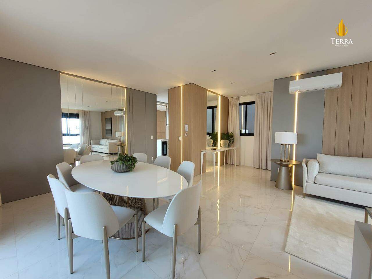  Florence Garden Residence Apartamento com 4 quartos, Centro: 