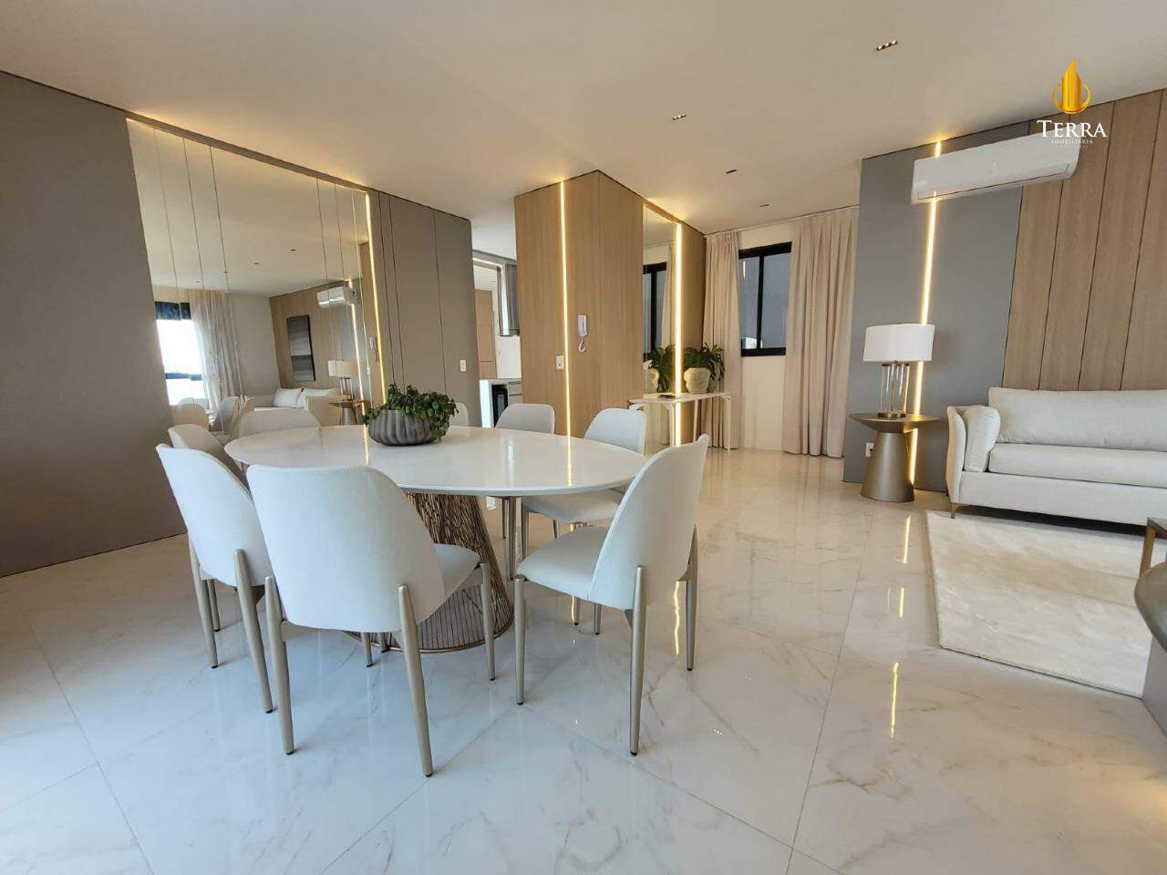  Florence Garden Residence Apartamento com 4 quartos, Centro: 