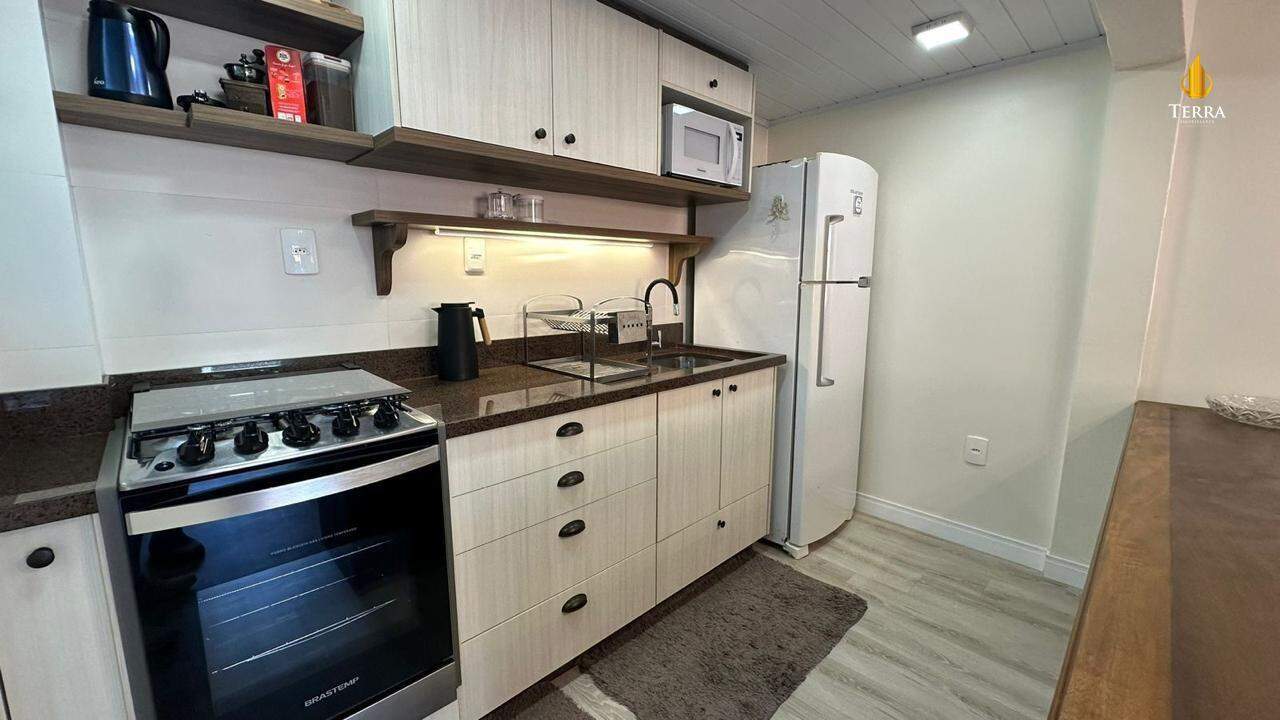 Residencial Village Cabeçudas Apartamento com 2 quartos, Cabeçudas: 