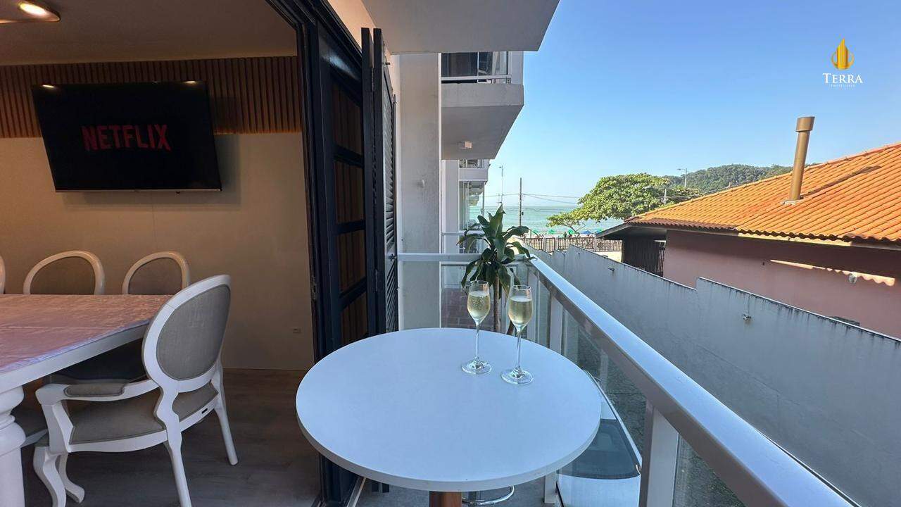 Residencial Village Cabeçudas Apartamento com 2 quartos, Cabeçudas: 