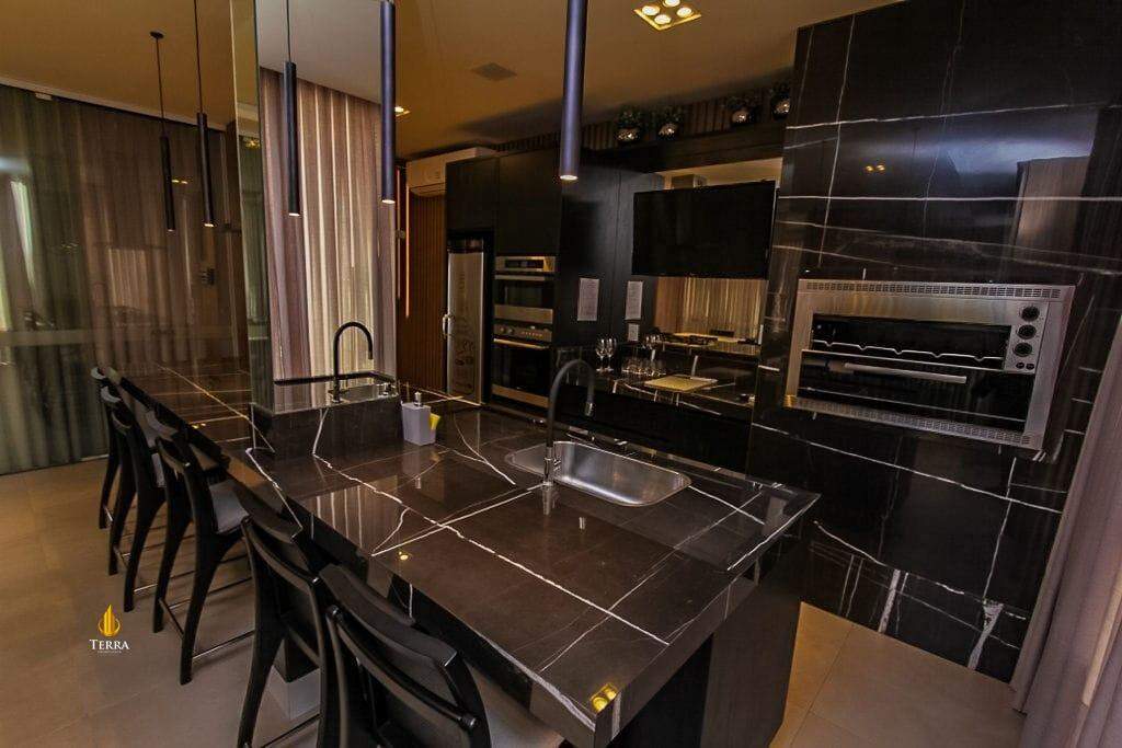 Atmos Beach Apartamento com 4 quartos, Cabeçudas: 