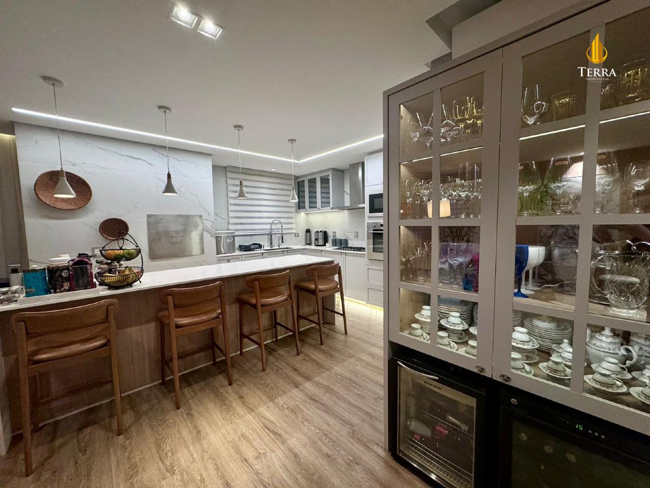 Ilha Sul Residencial Apartamento com 3 quartos, Centro: 