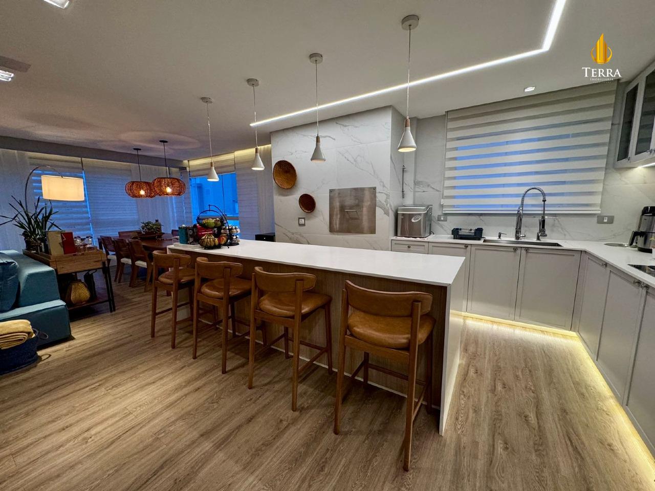 Ilha Sul Residencial Apartamento com 3 quartos, Centro: 