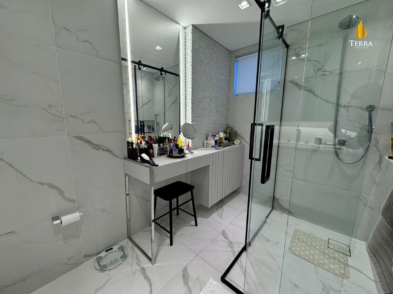 Ilha Sul Residencial Apartamento com 3 quartos, Centro: 