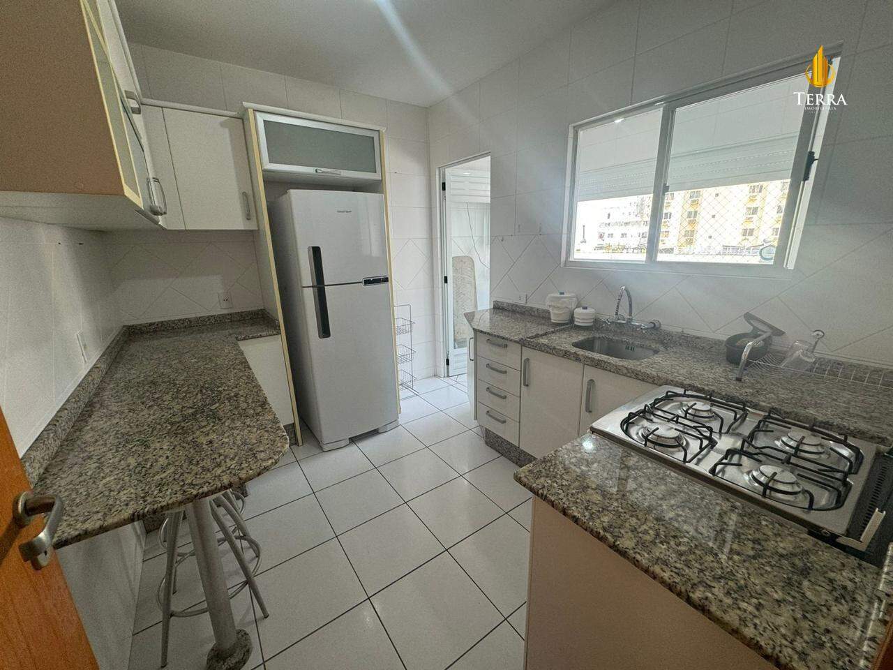 Apartamento com 3 quartos, Centro: 