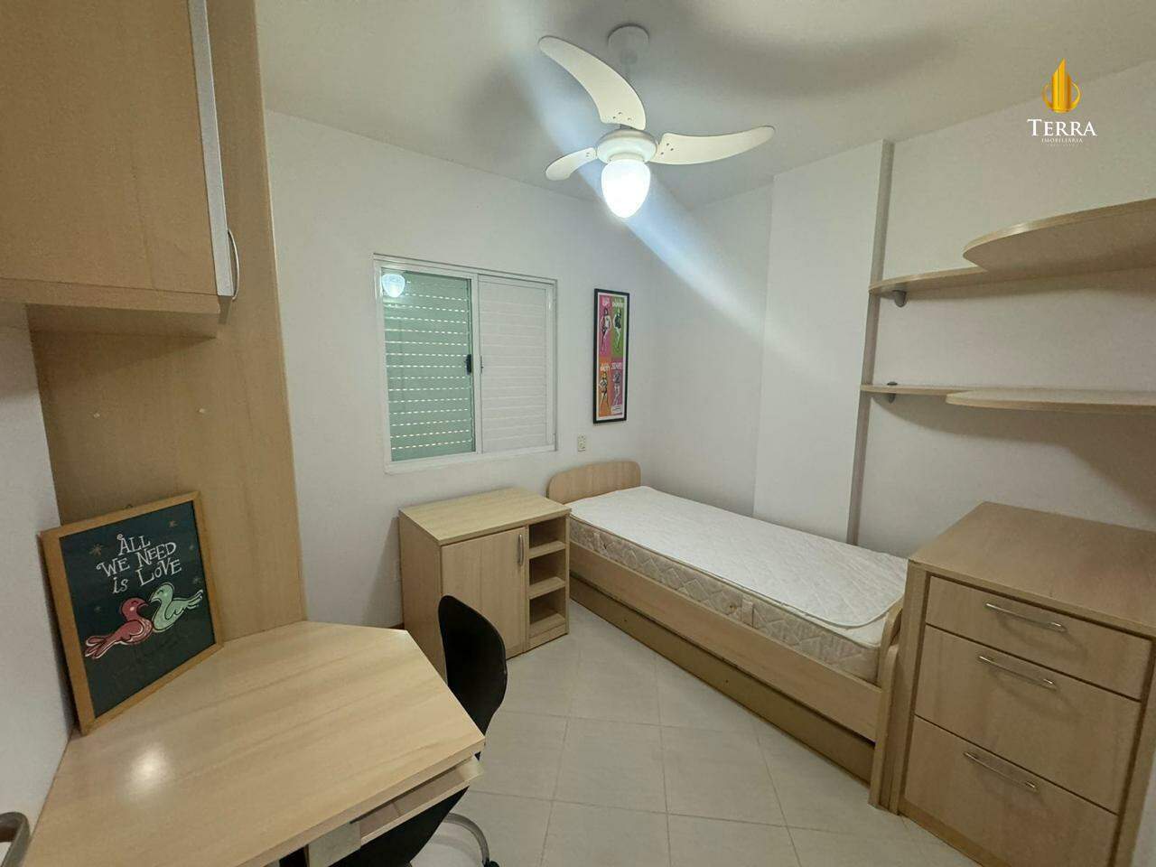 Apartamento com 3 quartos, Centro: 