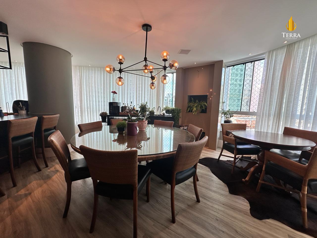 Edifício Marina Residence Apartamento com 3 quartos, Centro: 