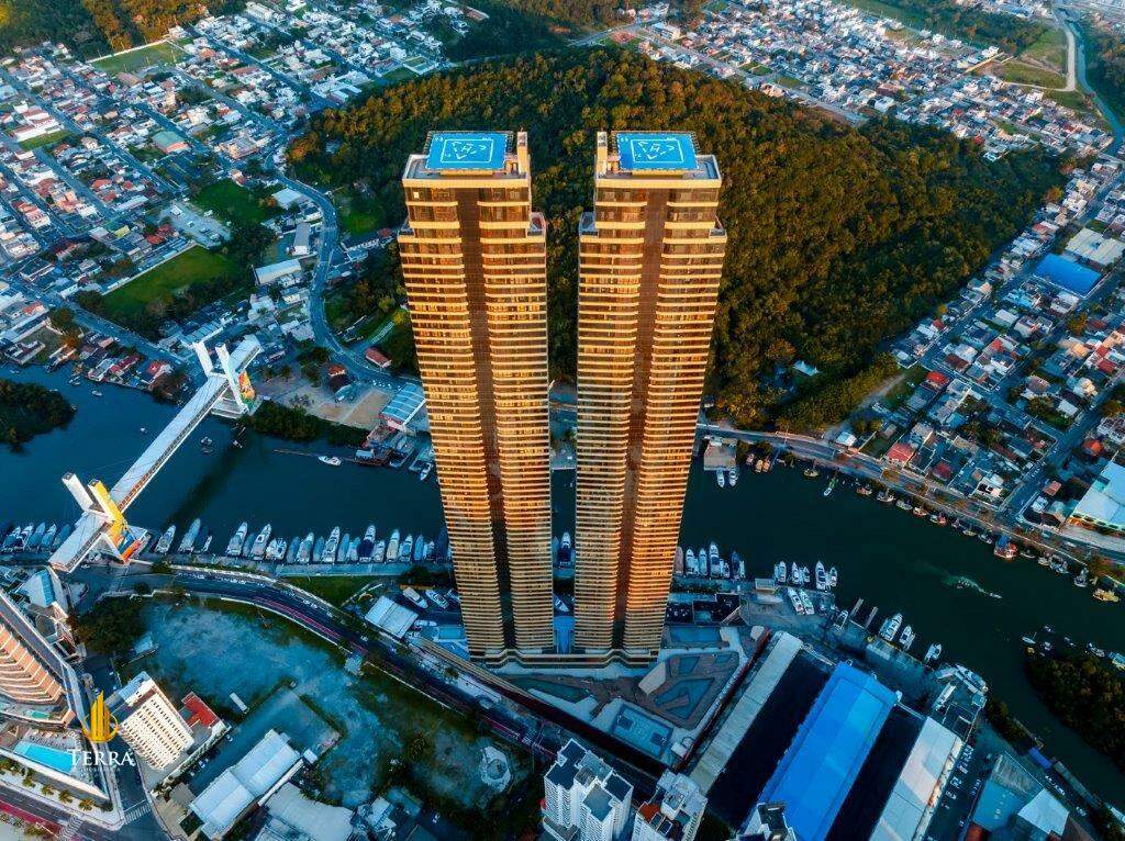 Yachthouse By Pininfarina Apartamento com 4 quartos, Centro: 