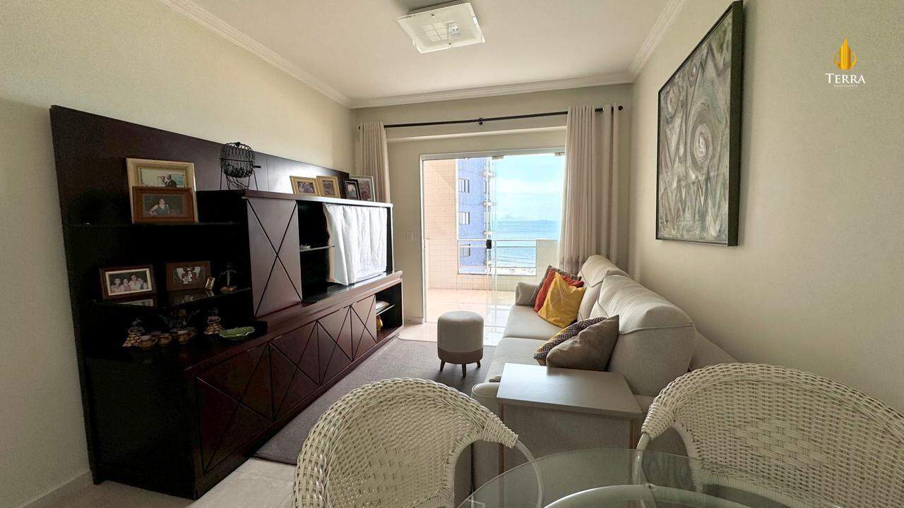 Edifício Saint Tropez Apartamento com 3 quartos, Centro: 