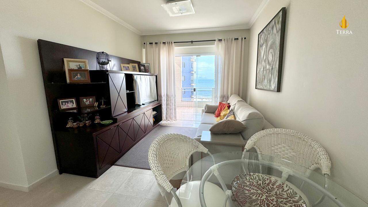 Edifício Saint Tropez Apartamento com 3 quartos, Centro: 