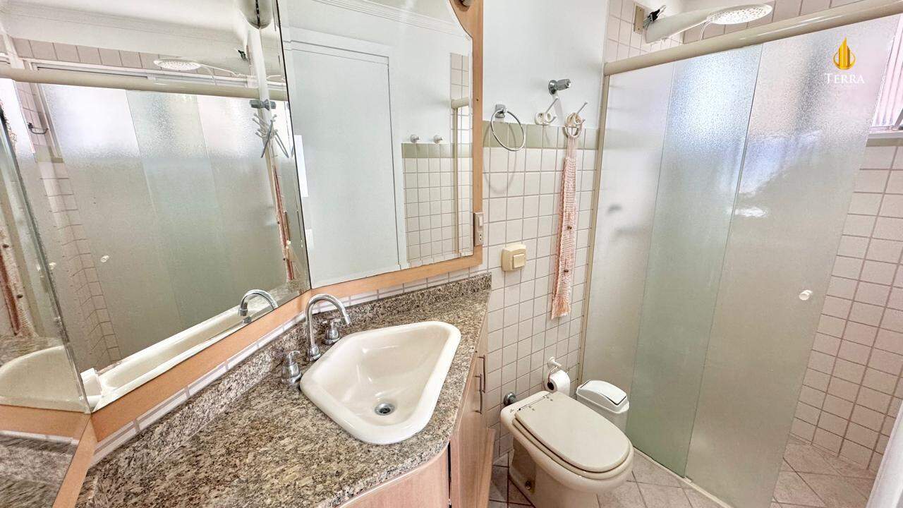 Edifício Alice Apartamento com 2 quartos, Centro: 