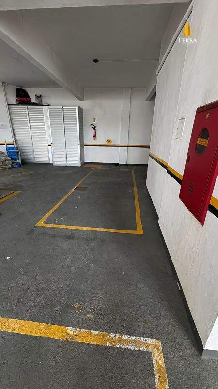 Edifício Alice Apartamento com 2 quartos, Centro: 