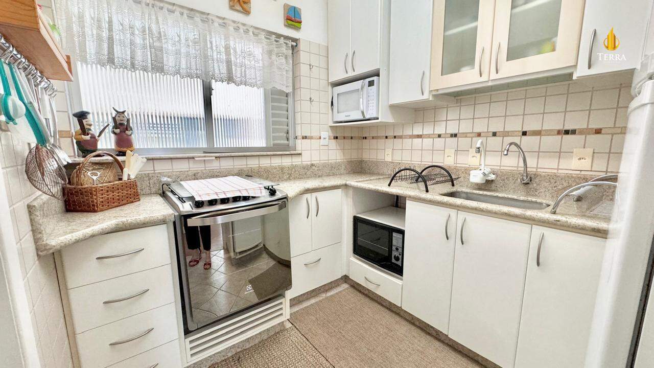 Edifício Alice Apartamento com 2 quartos, Centro: 