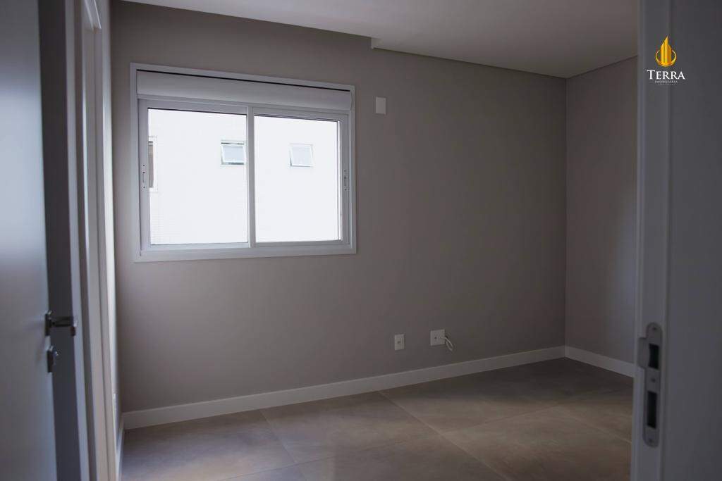 Residencial Catharina Apartamento com 3 quartos, Centro: 