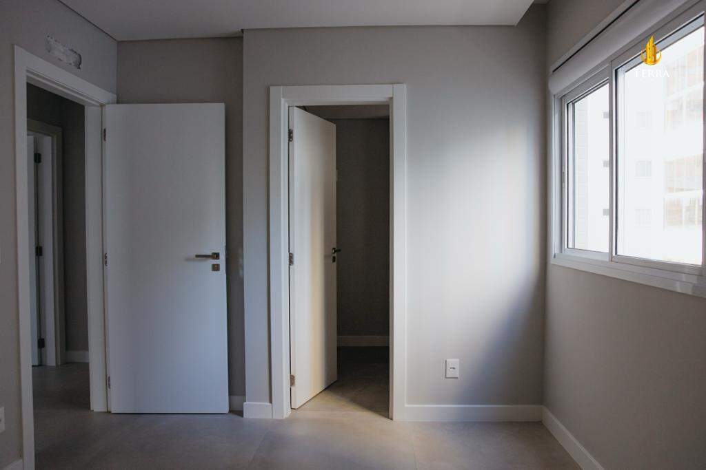 Residencial Catharina Apartamento com 3 quartos, Centro: 