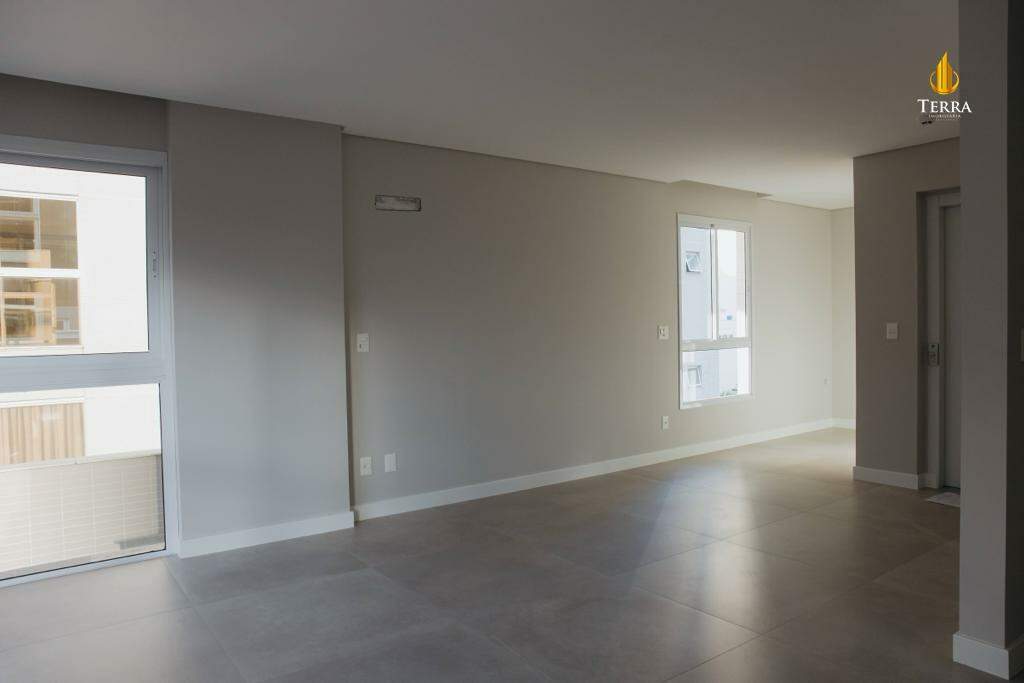 Residencial Catharina Apartamento com 3 quartos, Centro: