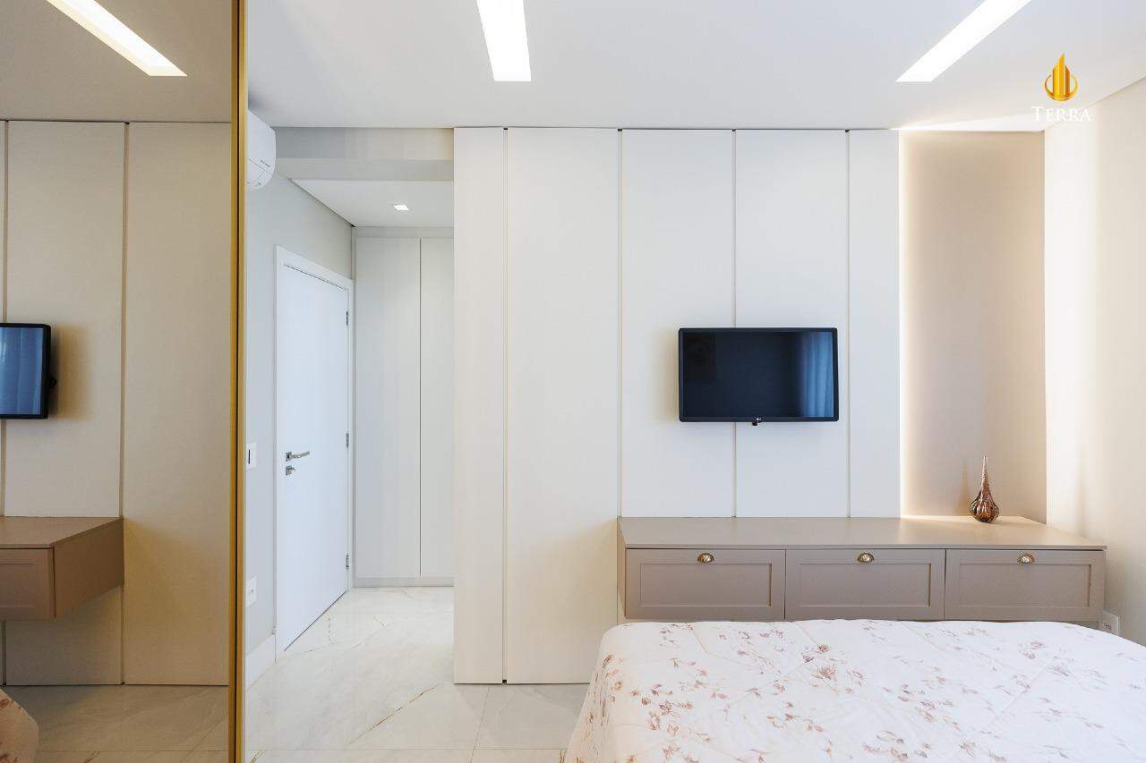 Brava Palace Residence Apartamento com 4 quartos, Praia Brava: 