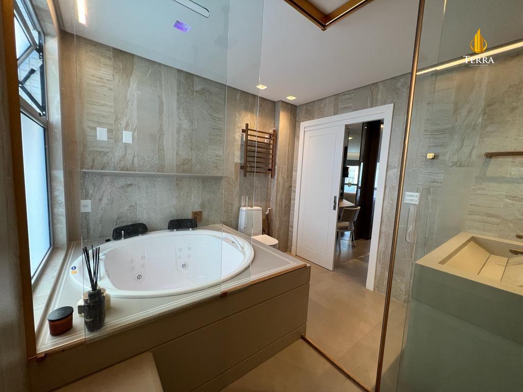 Privilege Residence Apartamento com 3 quartos, Centro: 