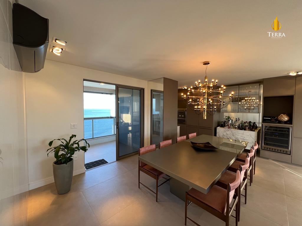 Privilege Residence Apartamento com 3 quartos, Centro: 