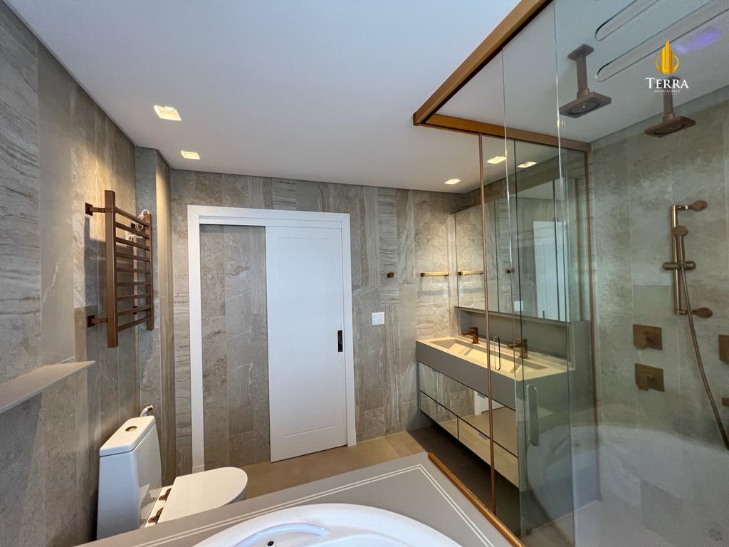 Privilege Residence Apartamento com 3 quartos, Centro: 