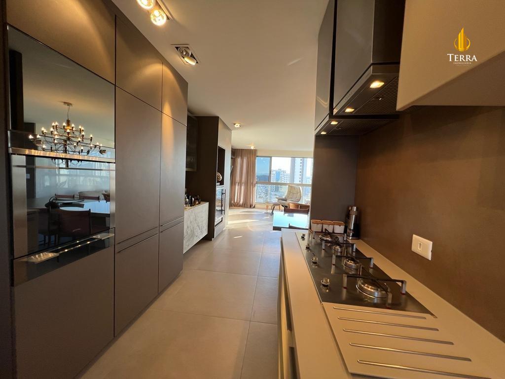 Privilege Residence Apartamento com 3 quartos, Centro: 