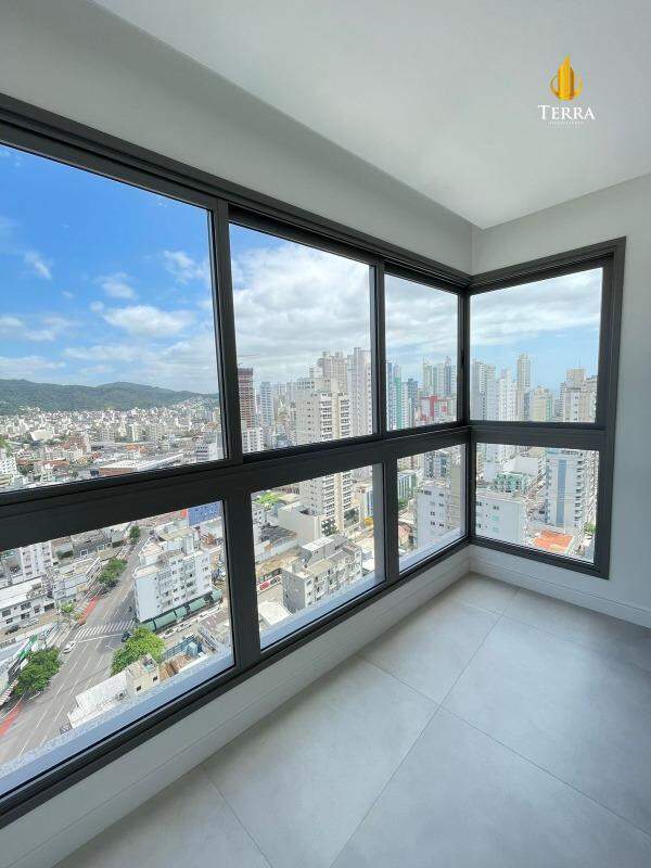 Edifício Home Square Residence Apartamento com 3 quartos, Centro: 
