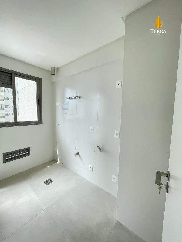 Edifício Home Square Residence Apartamento com 3 quartos, Centro: 
