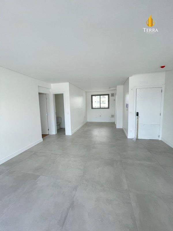 Edifício Home Square Residence Apartamento com 3 quartos, Centro: 