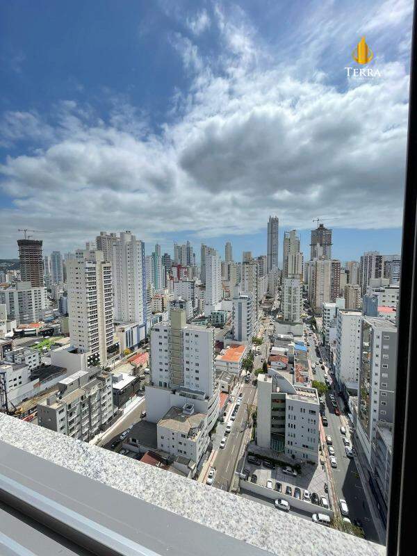 Edifício Home Square Residence Apartamento com 3 quartos, Centro: 