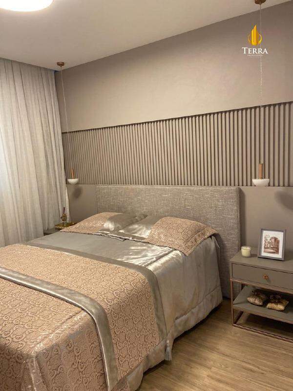 Falcon Tower Apartamento com 3 quartos, Centro: 