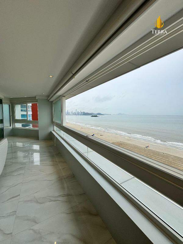  Edifício Theiss Heim Residence Apartamento com 4 quartos, Centro: 