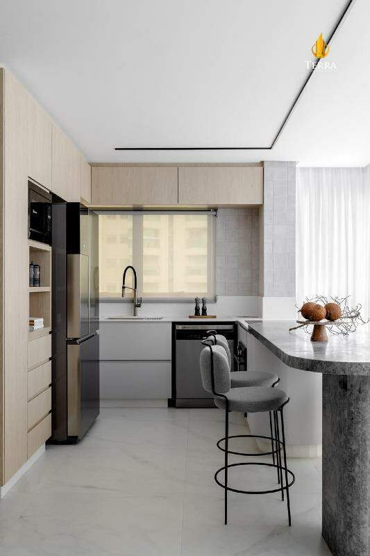 Surfers Paradise Residence Apartamento com 3 quartos, Praia Brava: