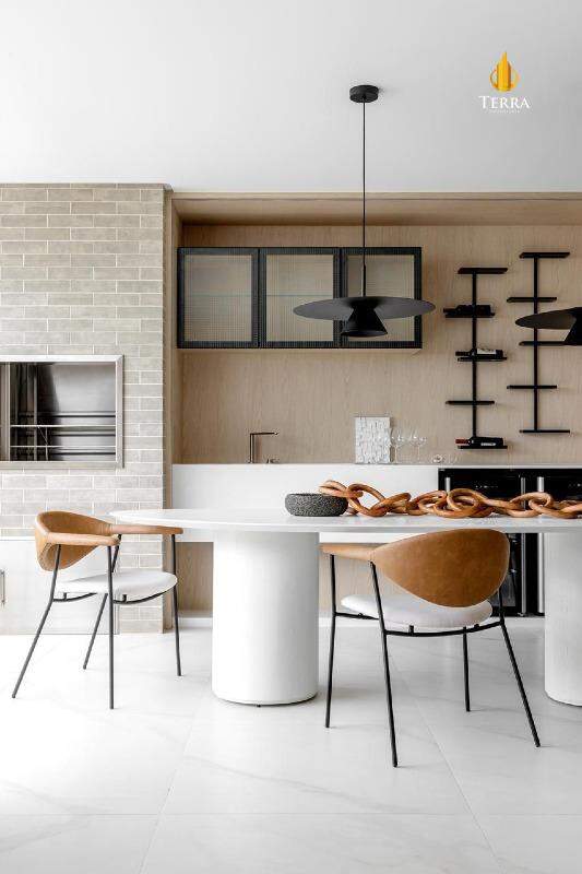 Surfers Paradise Residence Apartamento com 3 quartos, Praia Brava: 