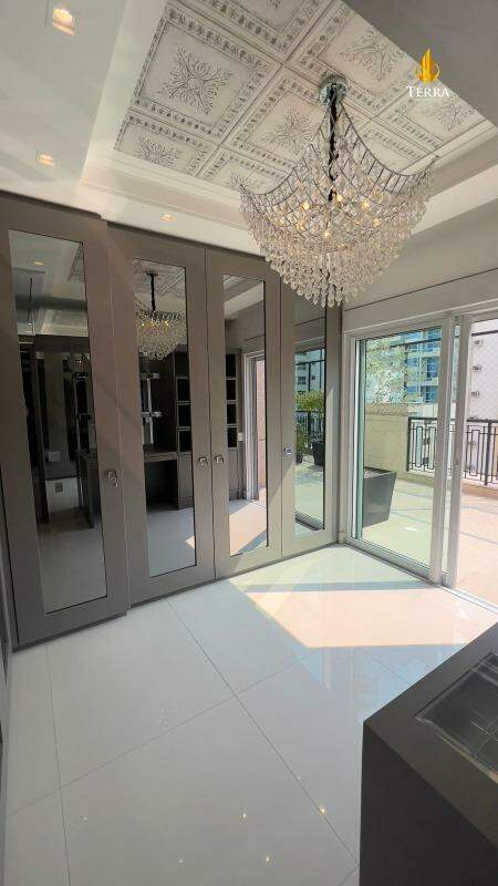  Parigi Residenza Apartamento com 4 quartos, Centro: 